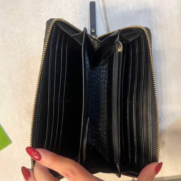 Kate Spade Wallet in excellent condition! - Picture 7 of 9